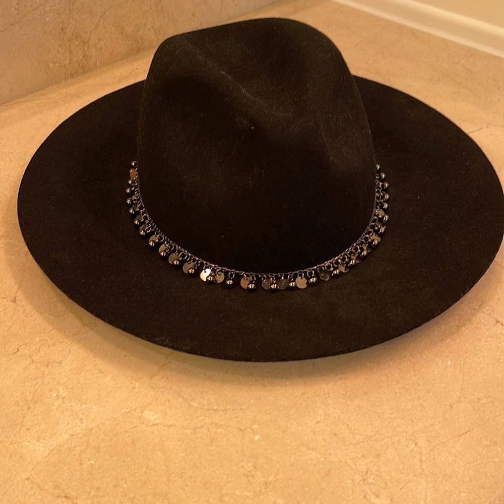 NWOT Scala black wool hat